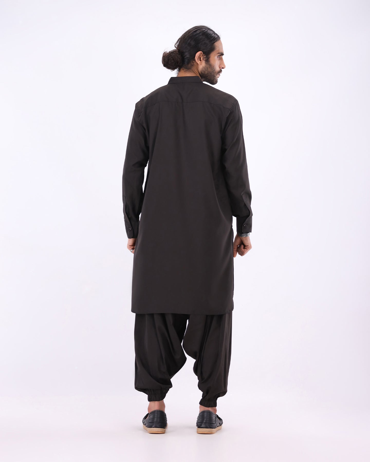 Elegant Noir – Jogger Kurta Set