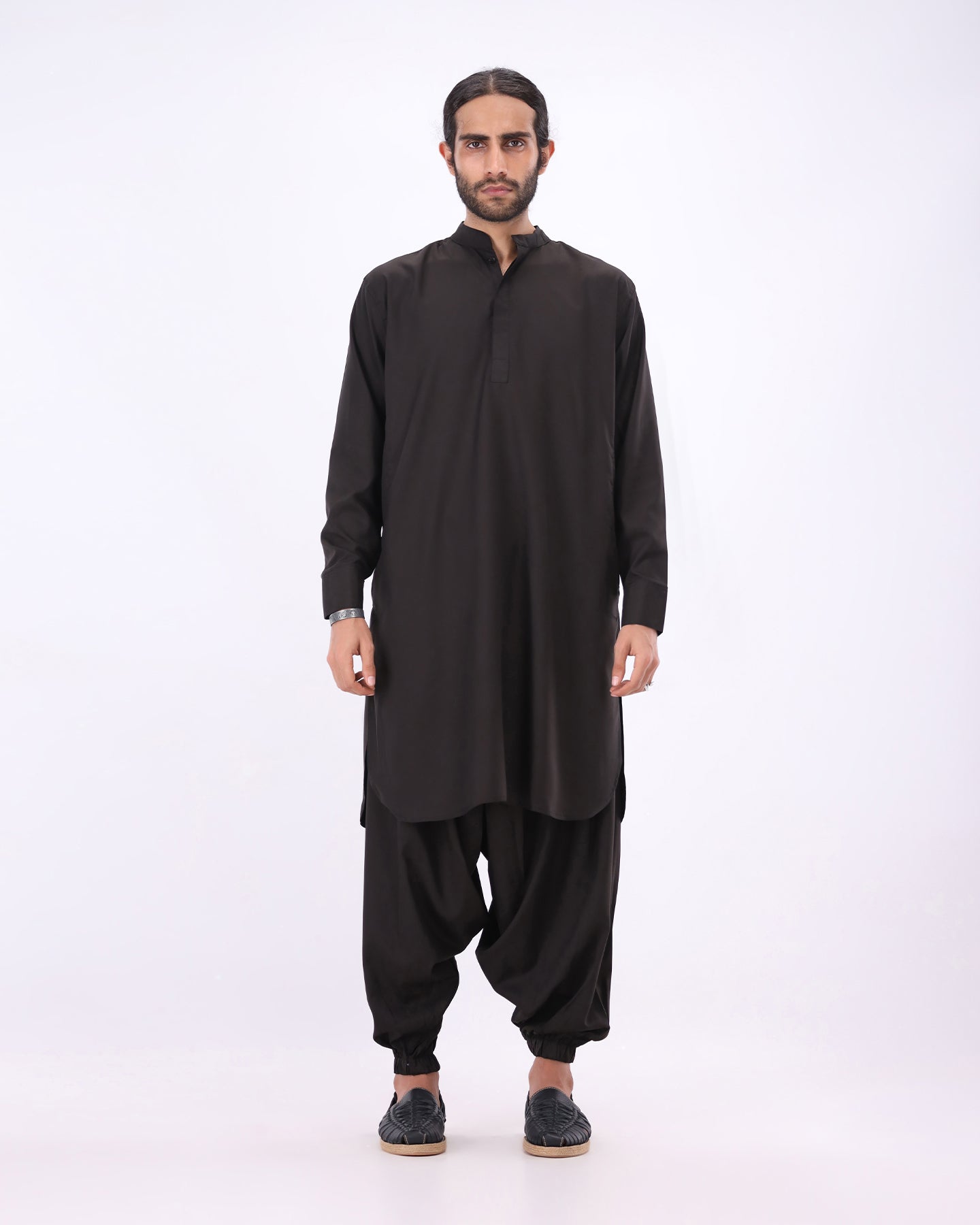 Elegant Noir – Jogger Kurta Set