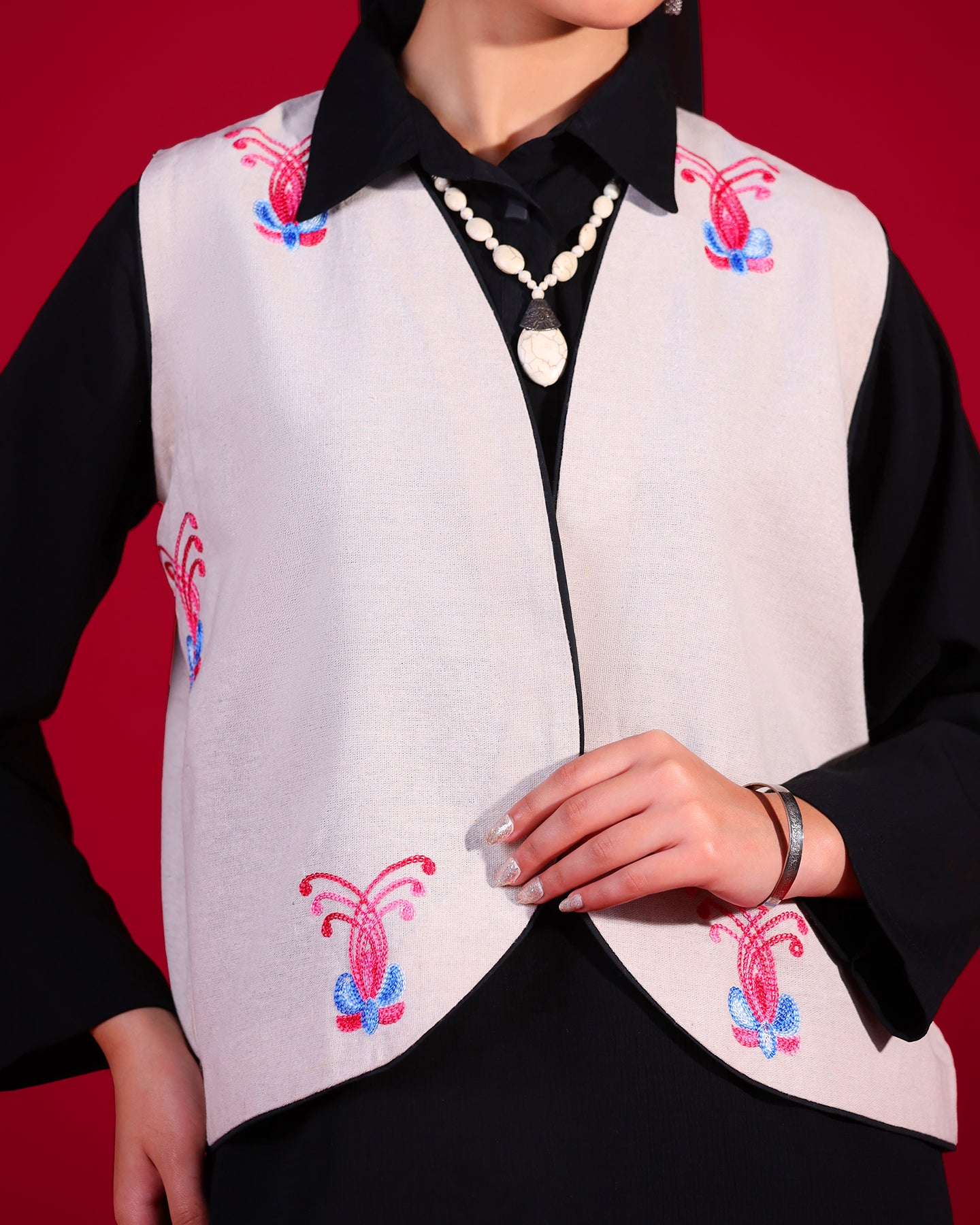 Zaha – Irish Linen Koti Set