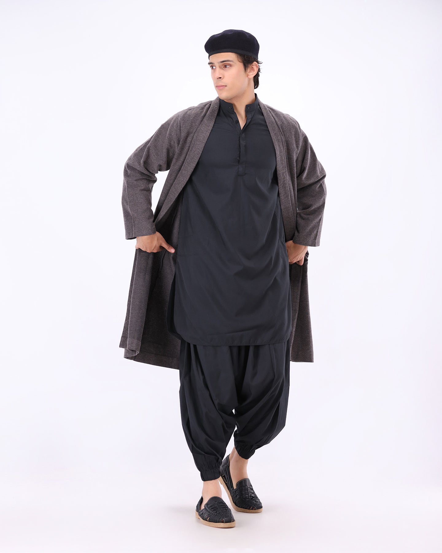 Wanderer Drape - Charcoal Grey
