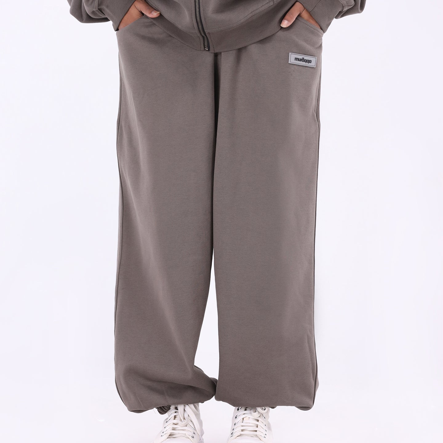 Strangers Joggers - Grey