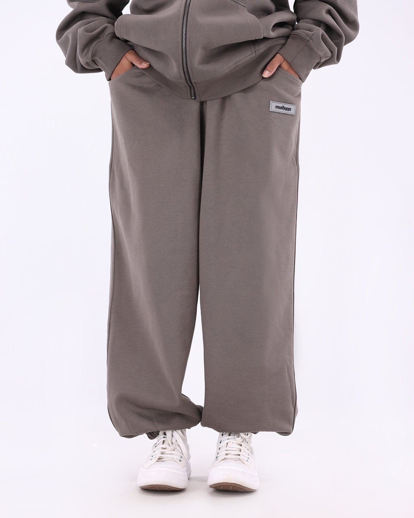 Strangers Joggers - Grey