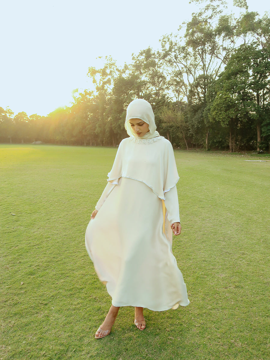 Noorah – Pearl Cape Maxi